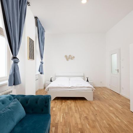 Apartment Petrska ปราก ภายนอก รูปภาพ